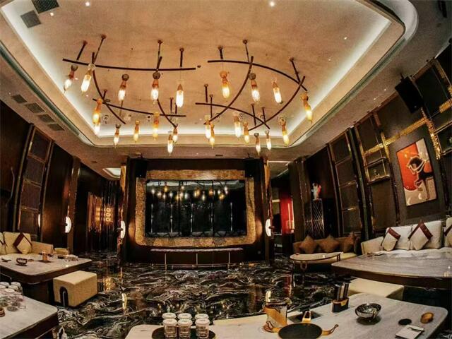 重庆高端商务KTV诚聘模特，薪资无上限