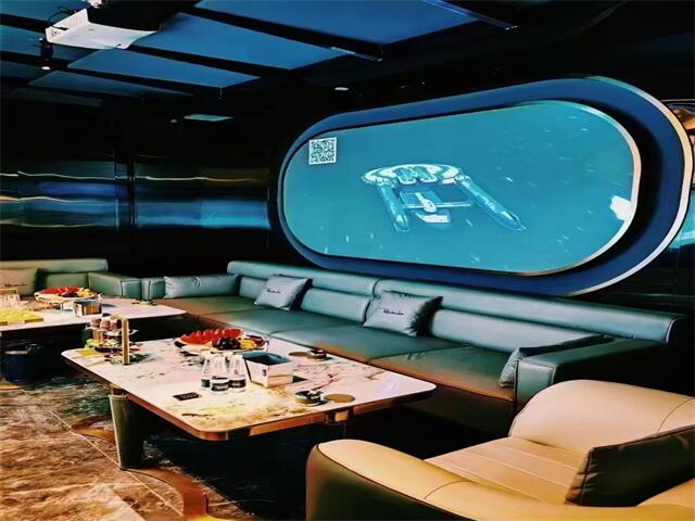 南京夜幕下的招聘盛会,激情与魅力的碰撞