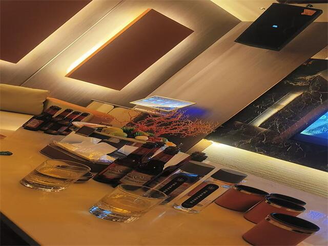 海口夜场招聘指南,高端夜店排名及安全保障，机票住宿一站式服