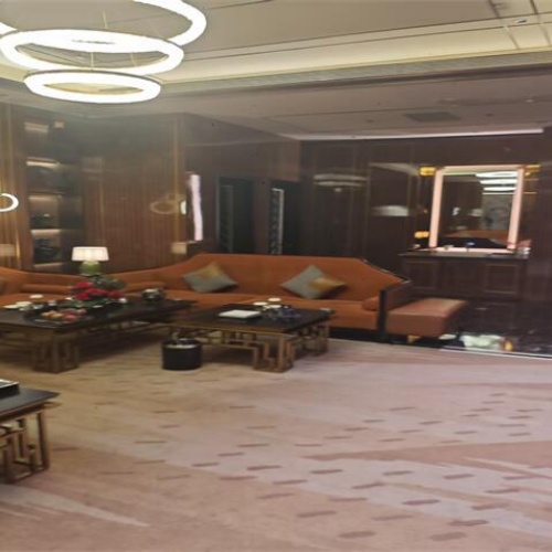 沈阳夜总会场所诚聘服务员,加入我们值得信赖的团队,专人指导,