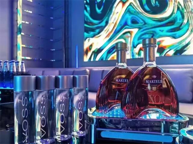 白山KTV诚聘兼职人员，薪资高达1.5K