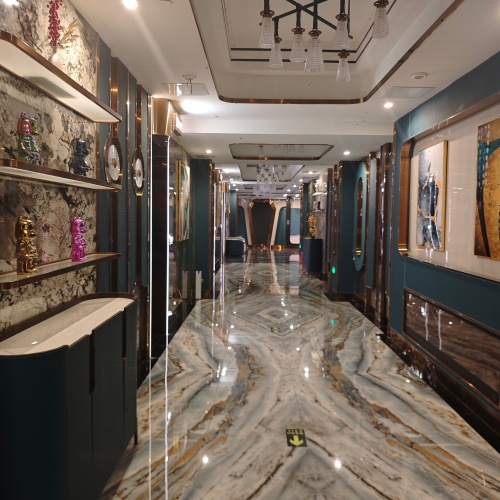 贵阳索菲特KTV诚聘礼仪模特，加入我们的高端舞台，展现你的独