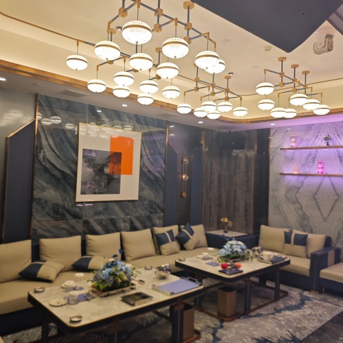 长沙KTV高薪急聘，日结工资无需进场费，诚邀您的加入！