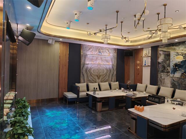 开封夜总会招聘,模特日薪高达1500，轻松工作无忧虑