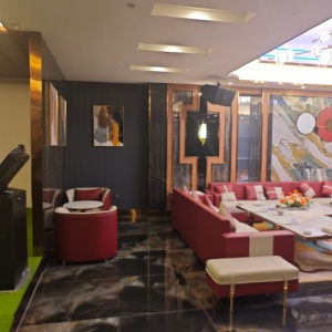 太原《雲鼎国际》高端商务KTV招聘礼仪服务员