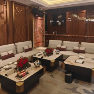 榆林高端夜场诚聘模特，商务场所招聘，保障稳定工作提供路费